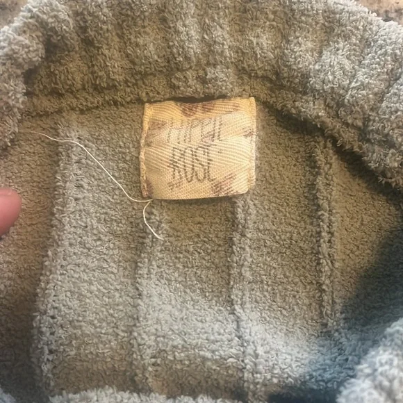 Hippy Rose Olive Green Sweater Medium - Picture 4 of 5